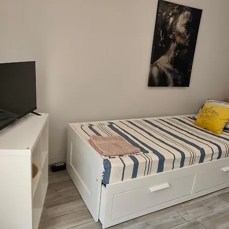студио в центъра на град бургас. Apartament